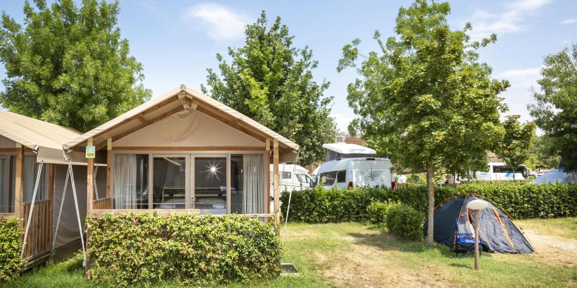 Hu Firenze Certosa Camping In Town Impruneta Eksteriør bilde