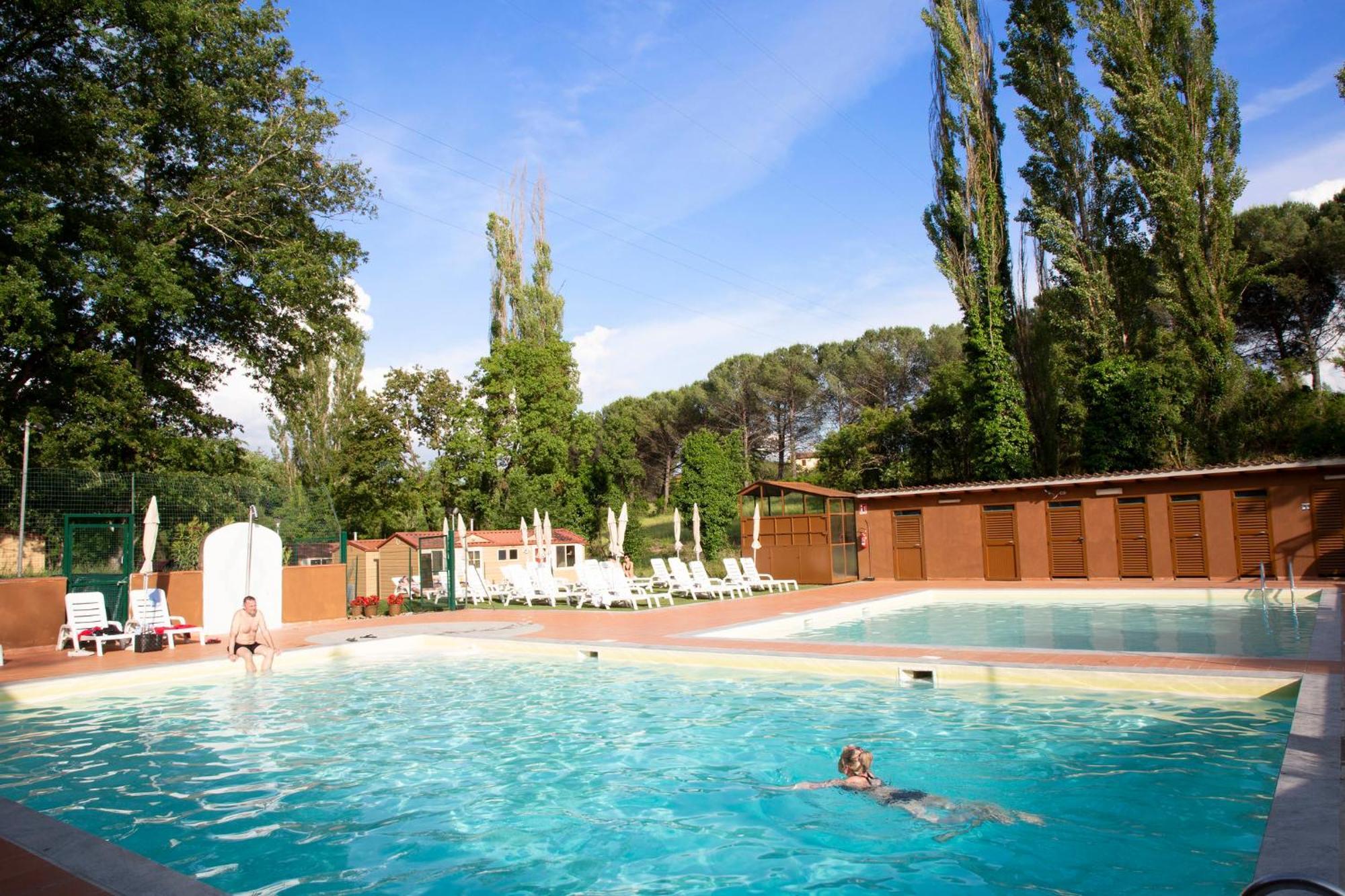 Hu Firenze Certosa Camping In Town Impruneta Eksteriør bilde